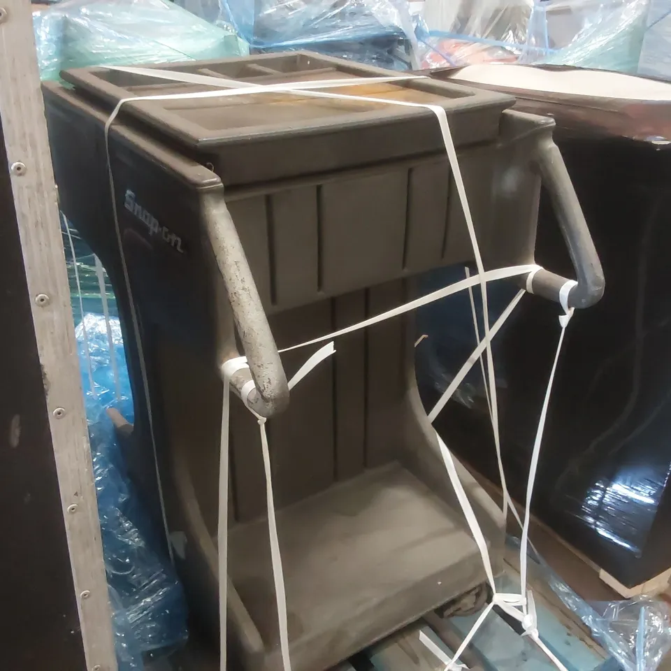 SNAP-ON KRP 1000 ROLLING WORK STATION