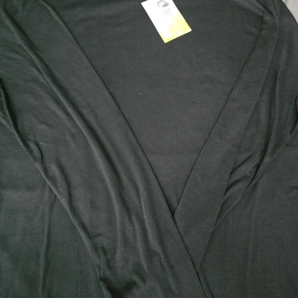 MOUNTAIN WAREHOUSE TALUS WOMENS ROUND NECK LONG SLEEVE THERMAL TOP IN BLACK SIZE 24