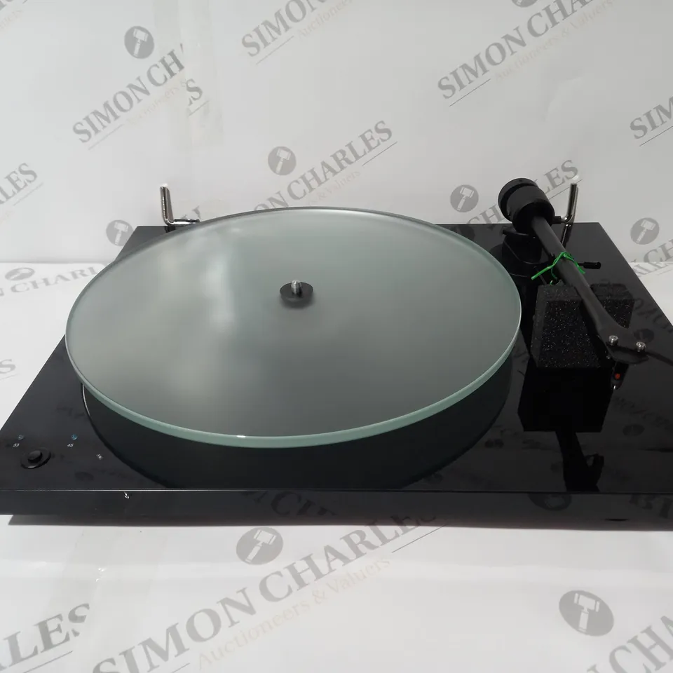 PRO-JECT T1 PHONO SB TURNTABLE IN BLACK