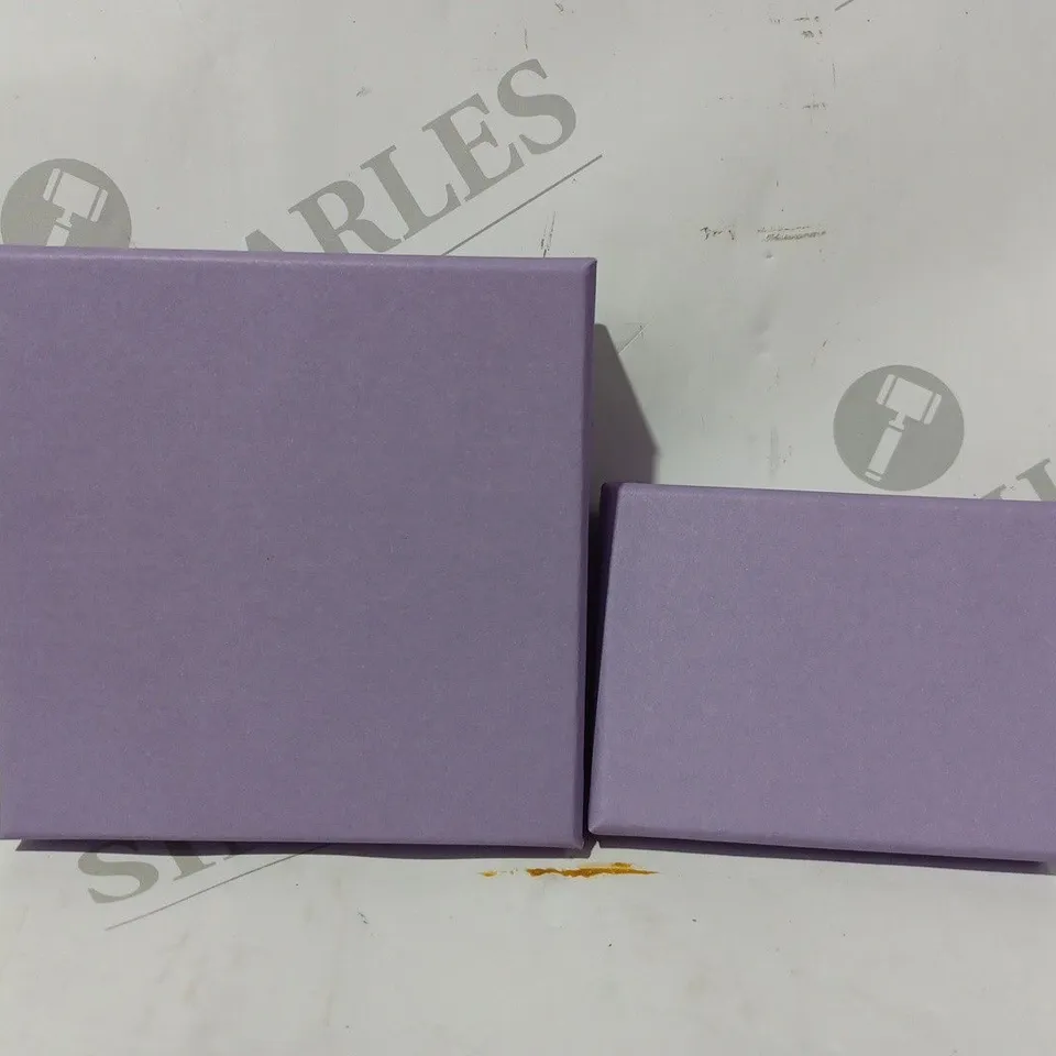 BOXED UNBRANDED ASSORTMENT OF JEWELLERY BOXES IN VARIOUS SIZES - PURPLE