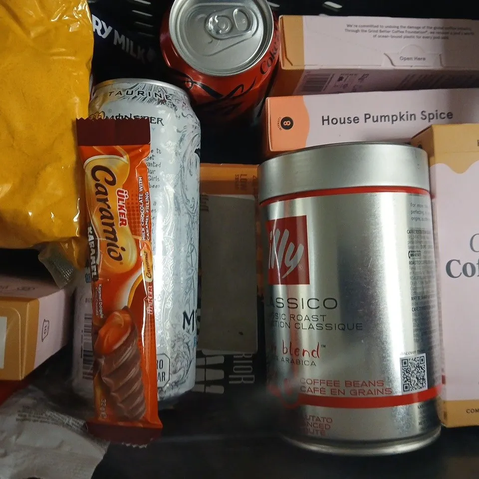 APPROXIMATELY 10 ASSORTED FOOD AND DRINK ITEMS TO INCLUDE MONSTER, GEWURZ KETCHUP, ETC