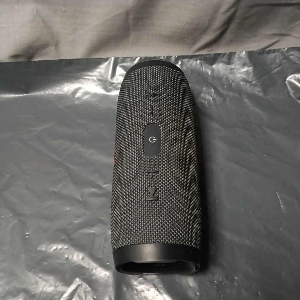 JBL PORTABLE BLUETOOTH SPEAKER – BLACK FABRIC. NO ACCESSORIES