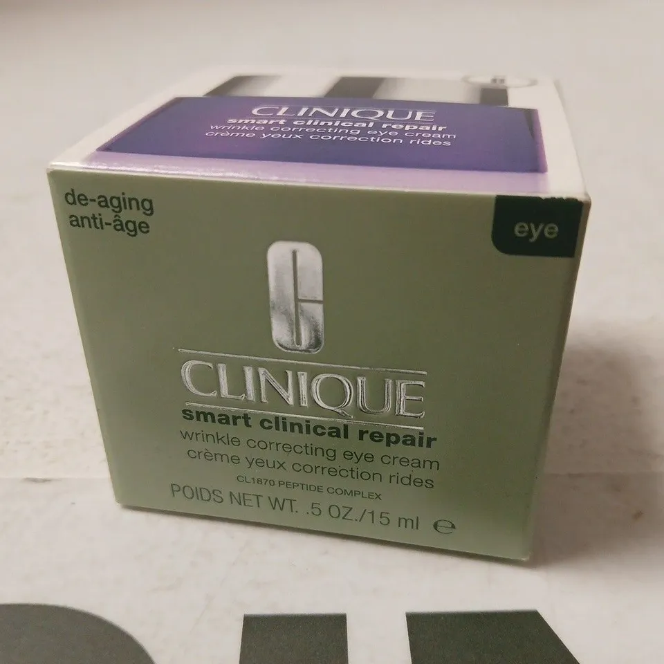 BOXED CLINIQUE SMART CLINICAL REPAIR EYE CREAM 15ML