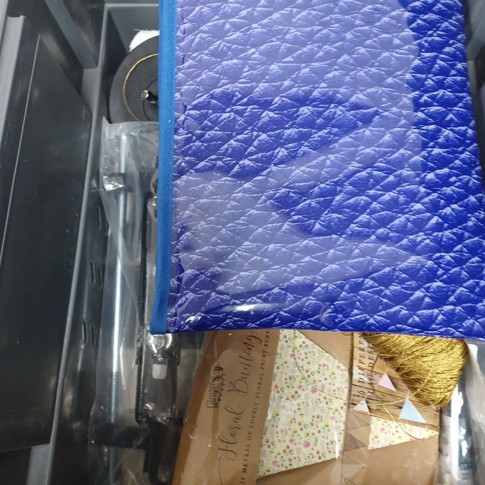 BOX OF APPROXIMATELY 20 ASSORTED HOUSEHOLD ITEMS TO INCLUDE LED CANDLES, COOLING MAT AND SKINCARE