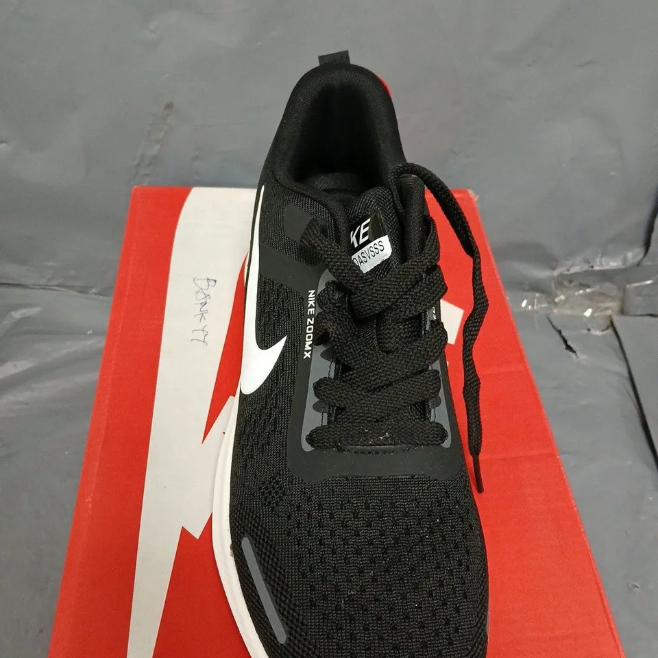NIKE AIR MAX PORTAL SIZE 10