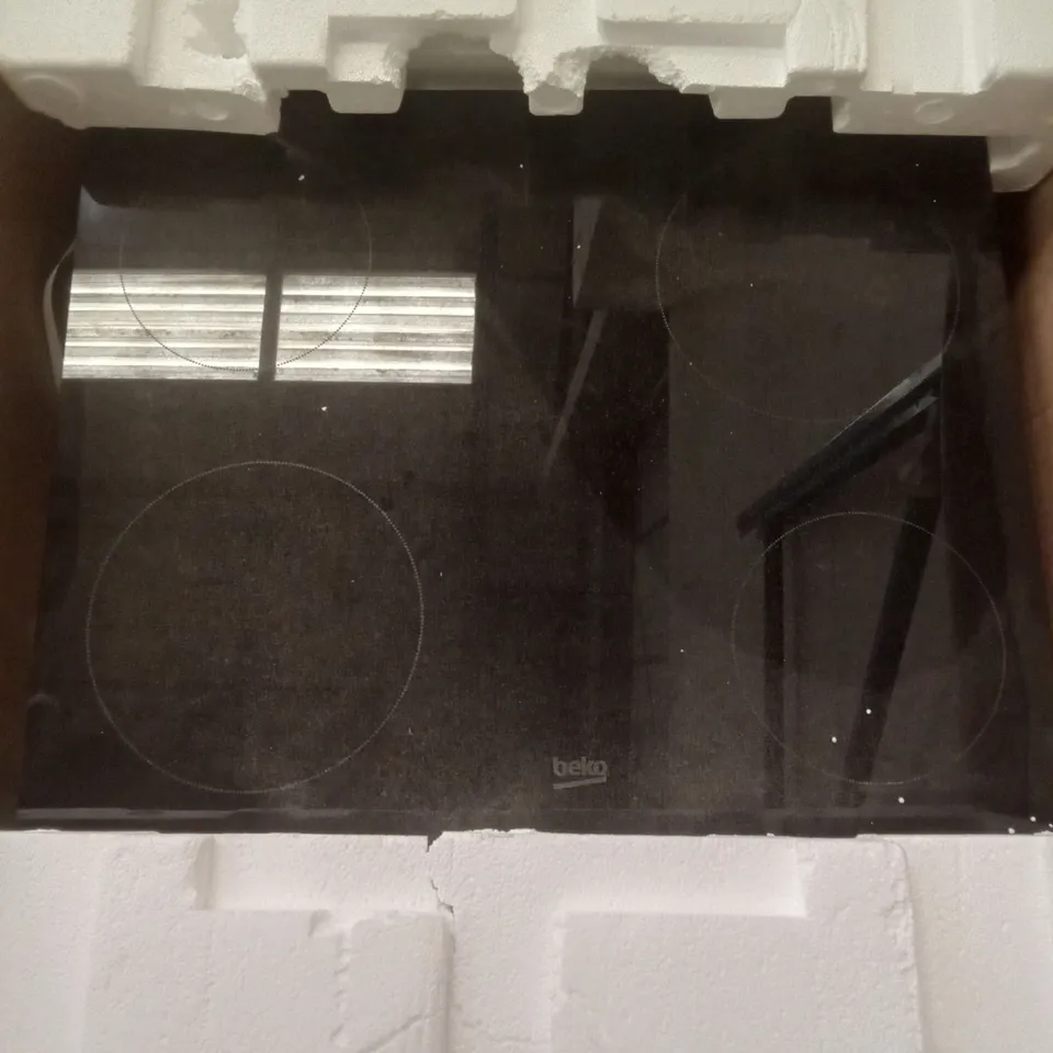 BOXED BEKO PERFECT OVEN AND CERAMIC ELECTRIC HOB