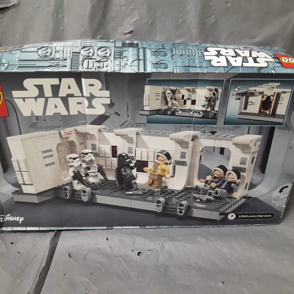 BOXED LEGO STAR WARS BOARDING THE TANTIVE IV - 75387 RRP £49.99