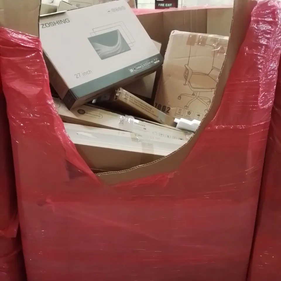 PALLET CONTAINING VARIOUS ASSORTED BOXED HOUSEHOLD ITEMS TO INCLUDE: OSCILLATING TOWER FANS, OFFICE CHAIR, TODDLER CLIMBING TOWER, PC MONITORS AND LOTS MORE UNMARKED BOXED ITEMS 