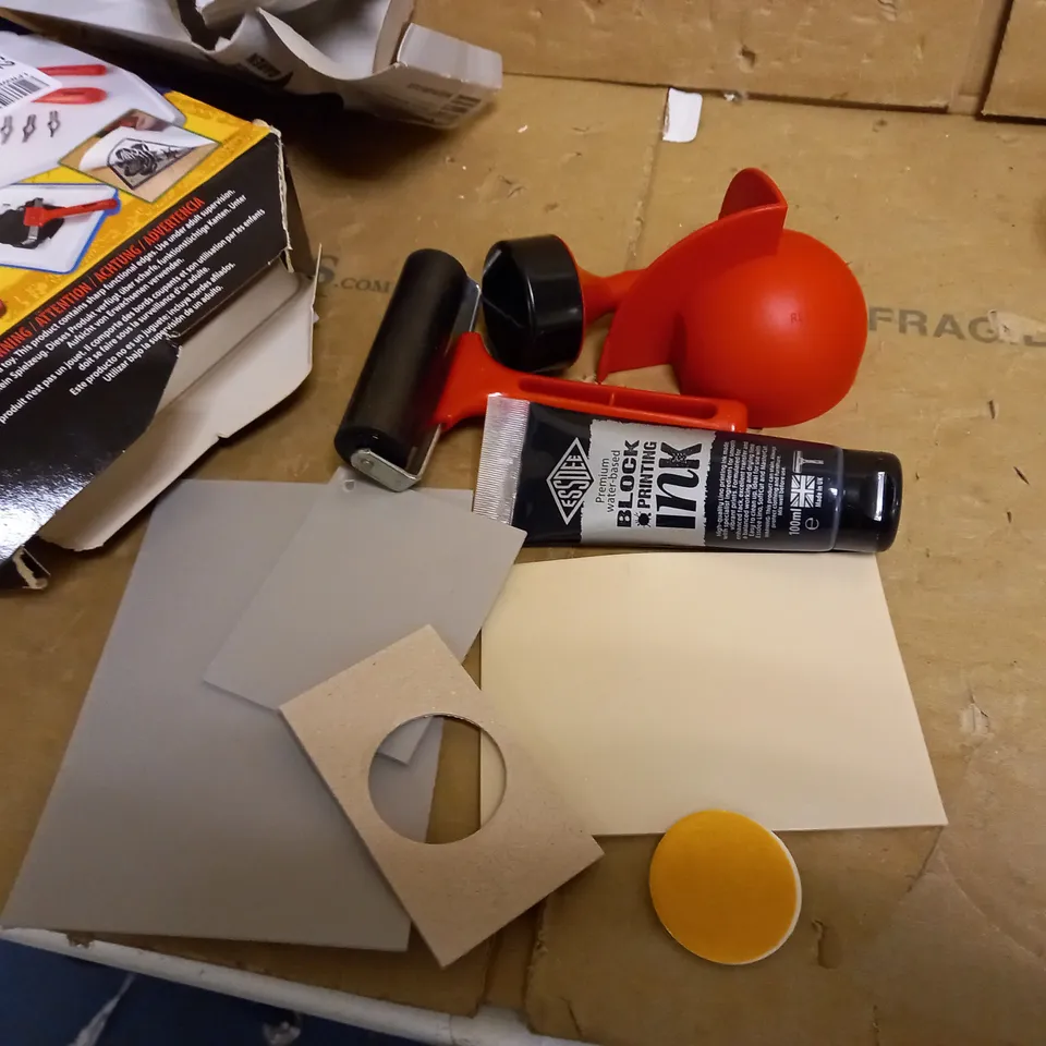 ESSDEE CUTTING AND PRINTING KIT 