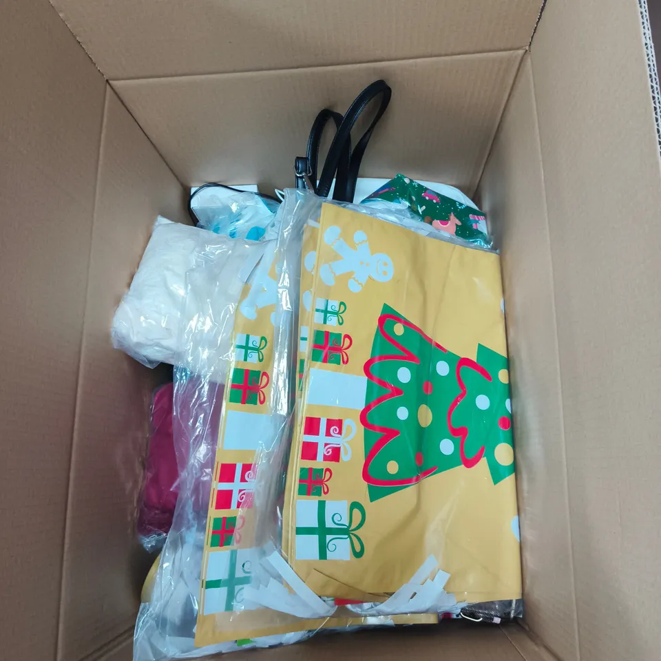 BOX OF APPROXIMATELY 20 ASSORTED ITEMS INCLUDING THERMAL SOCKS, STEP STOOL, BODY BUTTER, ELECTRIC TOOTHBRUSH ETC 