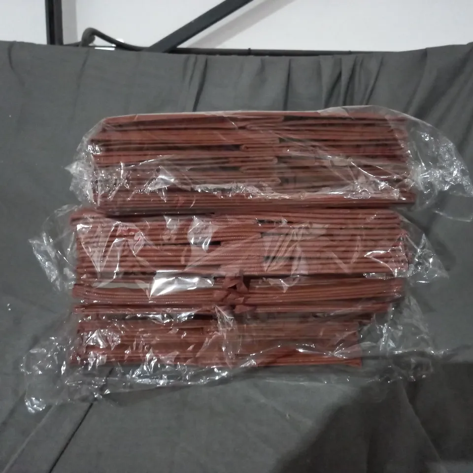 APPROXIMATELY 12 COLLAPSIBLE FABRIC STORAGE CUBES 35CM X 40CM