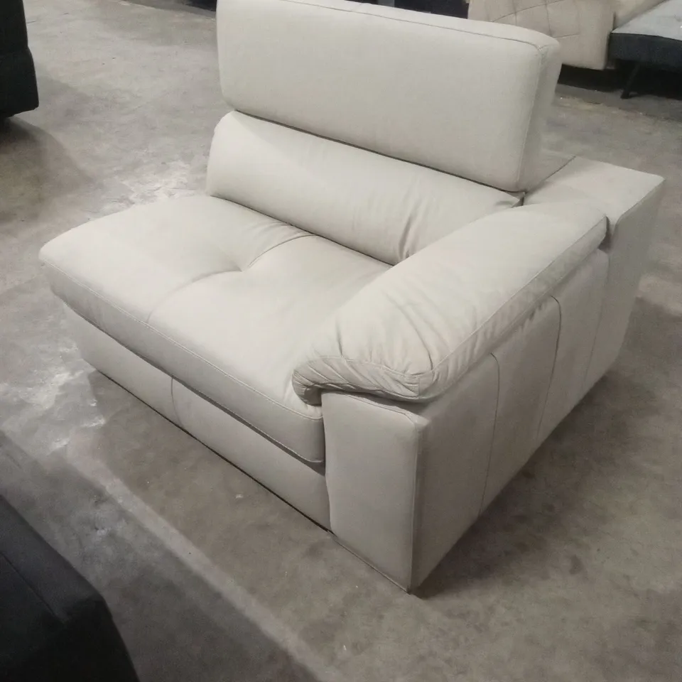 5 x ASSORTED DESIGNER SOFA PARTS