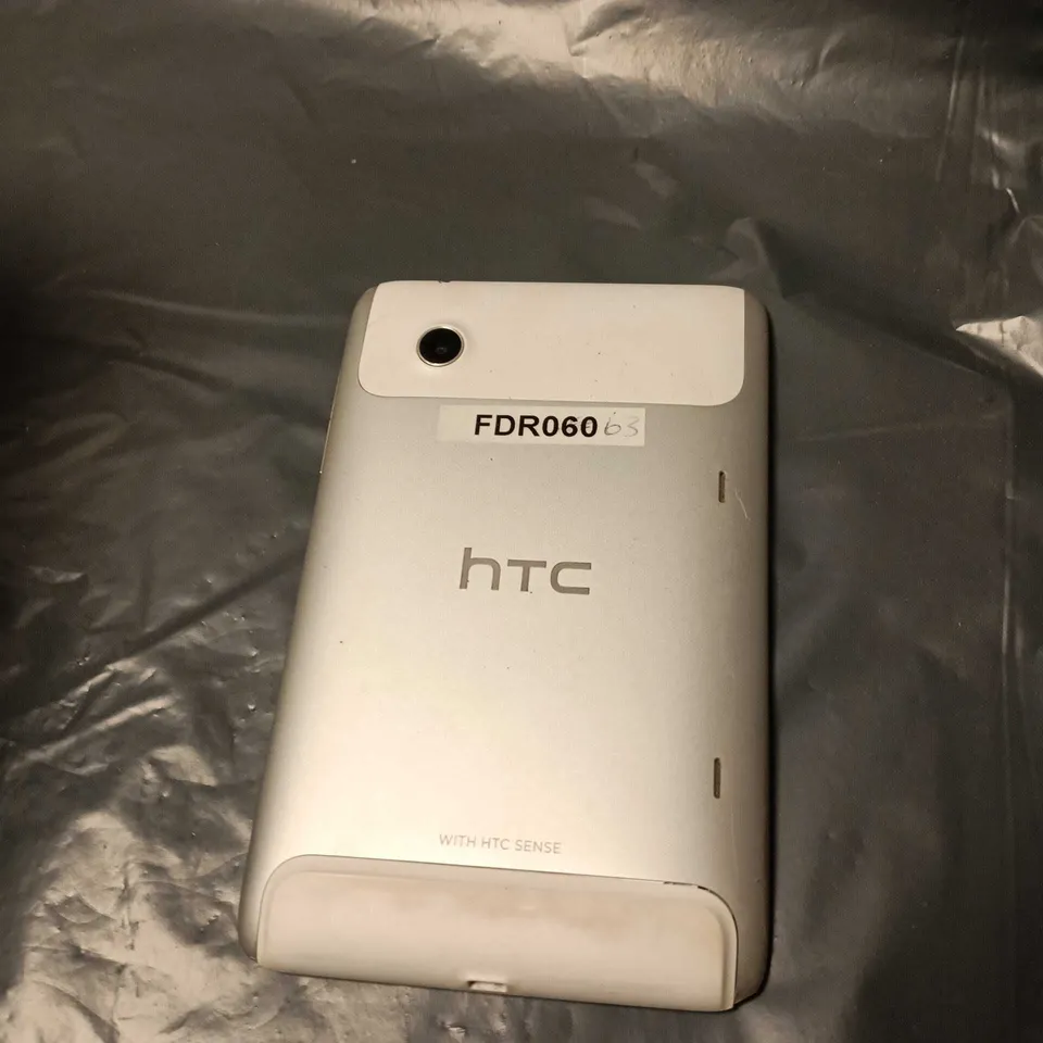 HTC TABLET  – SILVER/WHITE WITH HTC SENSE 