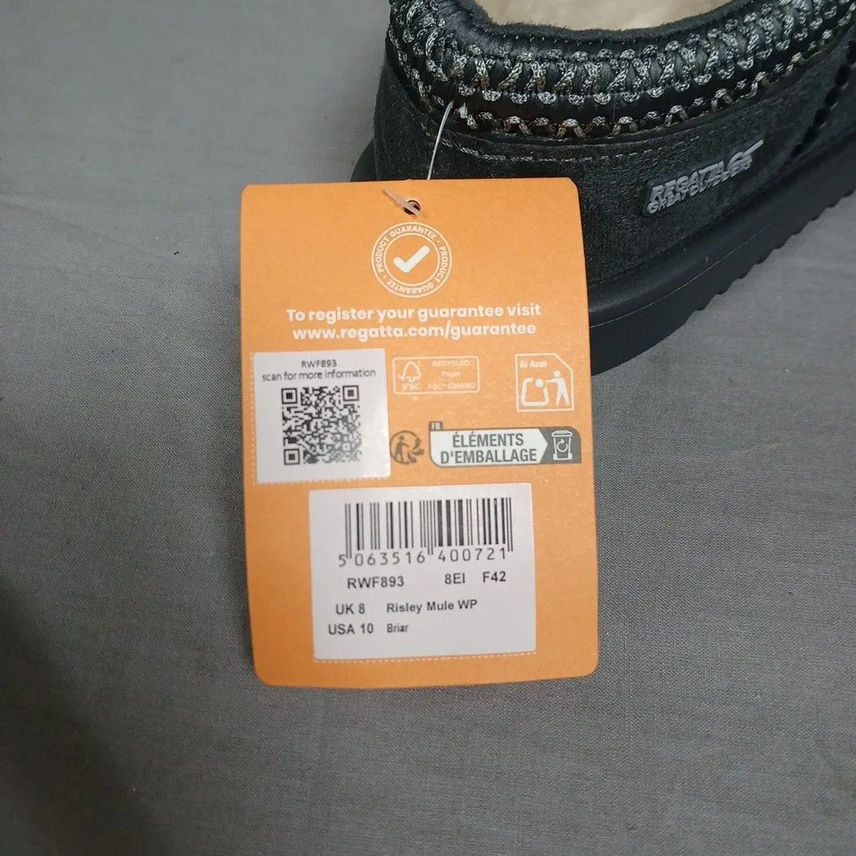 REGATTA OUTDOORS RISLEY MULE WP SLIPPERS IN GREY  – UK 8