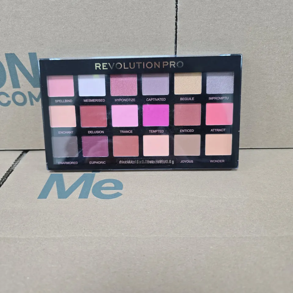 REVOLUTION PRO REGENERATION ENTRANCED 18 SHADE PALETTE UNBOXED