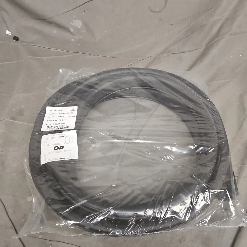 T5 FRONT DOOR SEAL – 4.0M LENGTH (VEHICLE PART)
