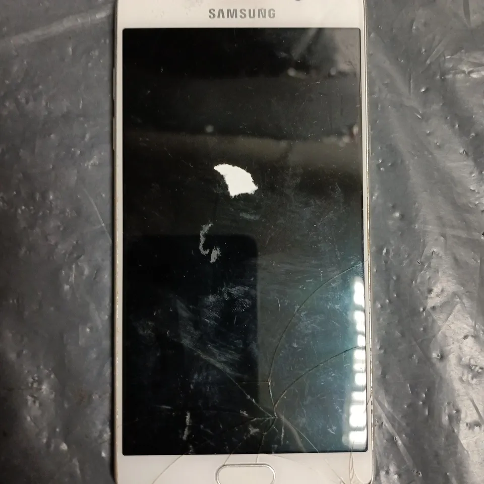 SAMSUNG GALAXY A5 SMARTPHONE SM-A510F