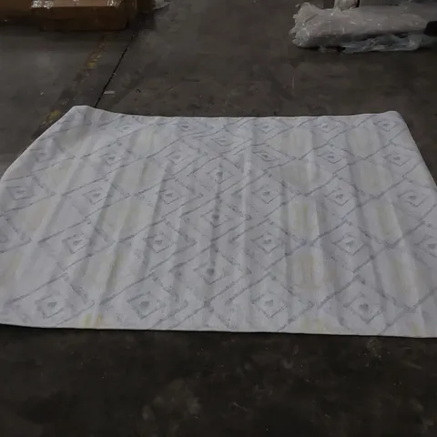 LAMAVOLA LINE RUG - YELLOW/GREY // SIZE: 160 X 230cm