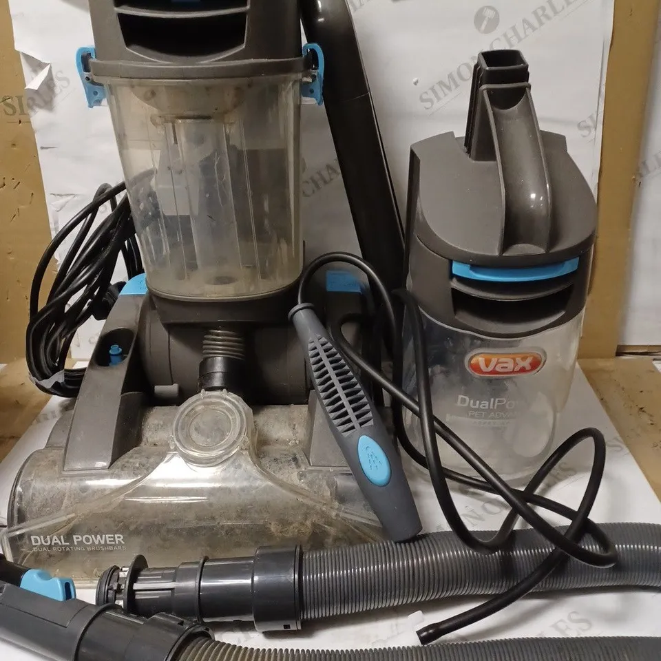VAX DUAL POWER PET ADVANCE CARPET CLEANER