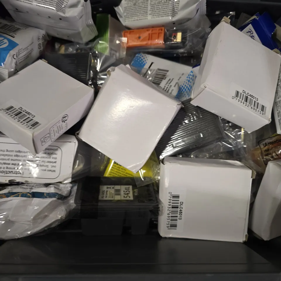 APPROXIMATELY 20 ASSORTED PRINTER INKS & CARTGRIDGES TO INCLUDE - HP 951XL , HP 950XL , EPSON INK CARTRIDGE ETC