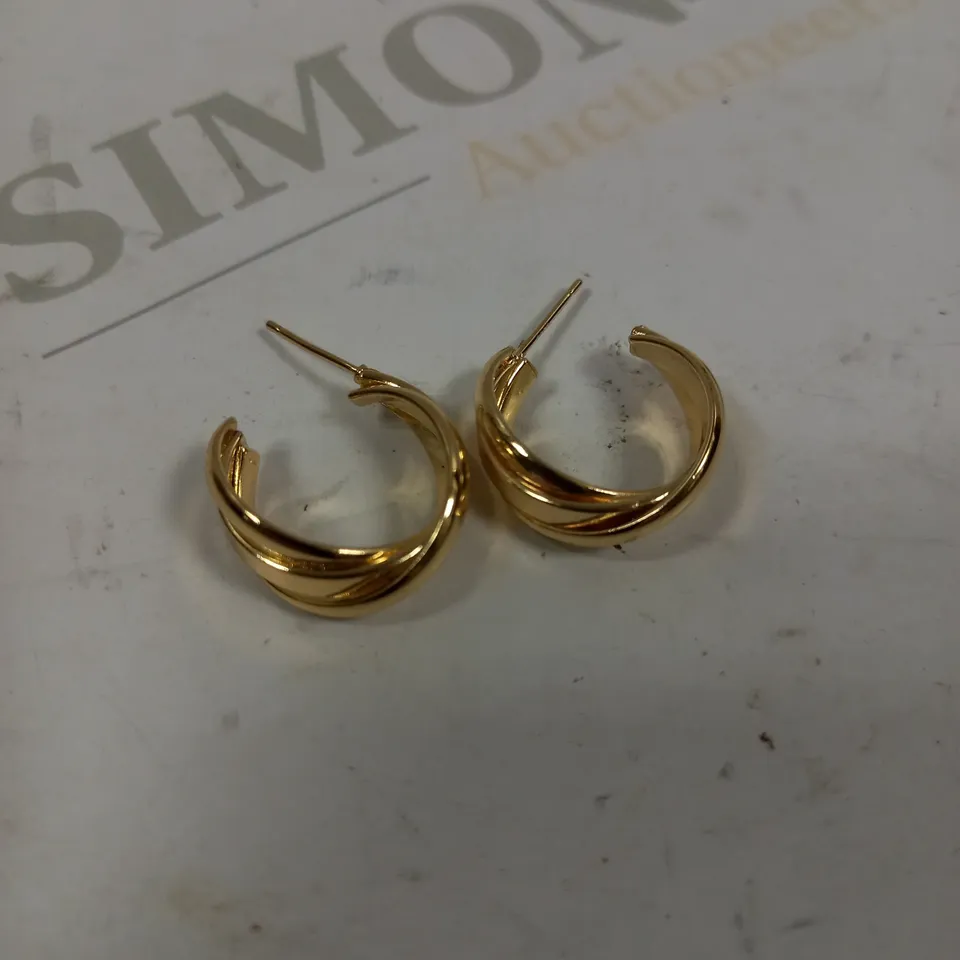 DESIGNER GOLD EFFECT SEMI HOOP EARRINGS 