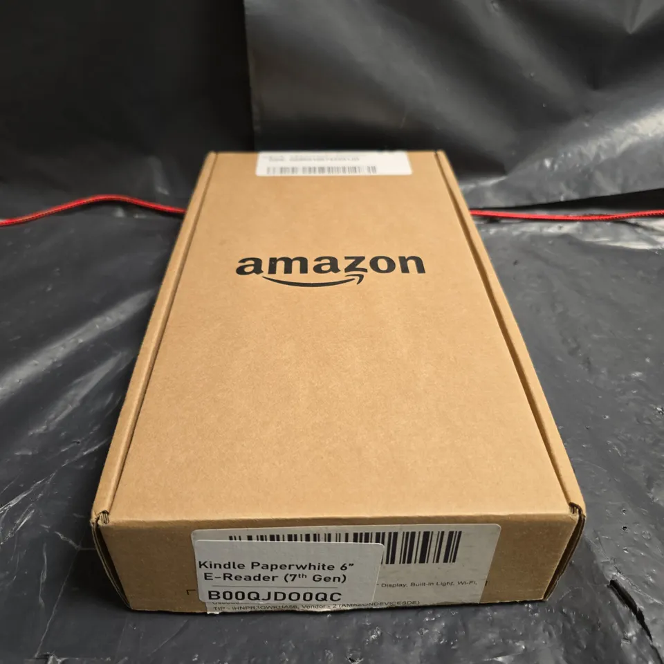 AMAZON KINDLE PAPERWHITE 6" E-READER (7TH GEN) – BOXED