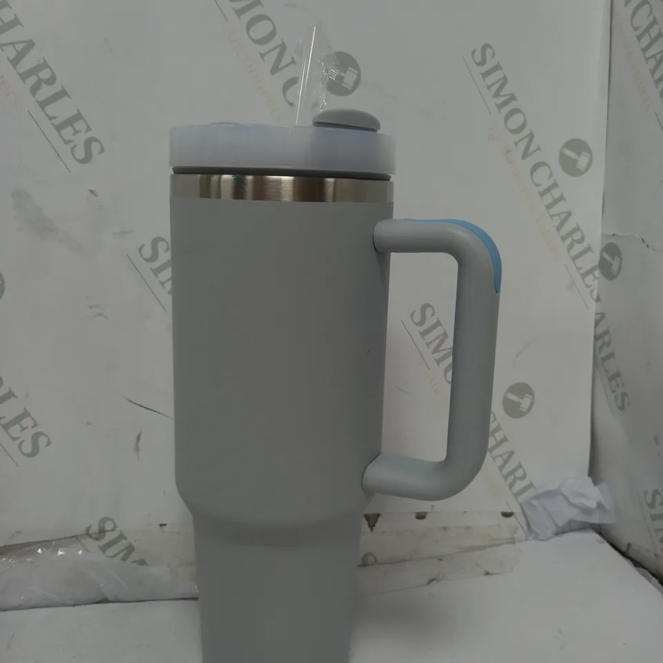 UNBRANDED INSULATED METAL TRAVEL TUMBLER IN GREY/BLUE
