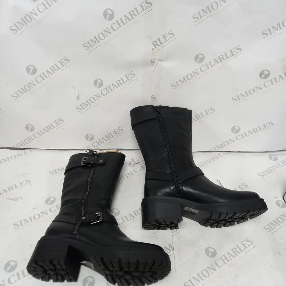 NATURALIZER JAGGER BLACK HIGH BOTT - UK 5 - BOXED 