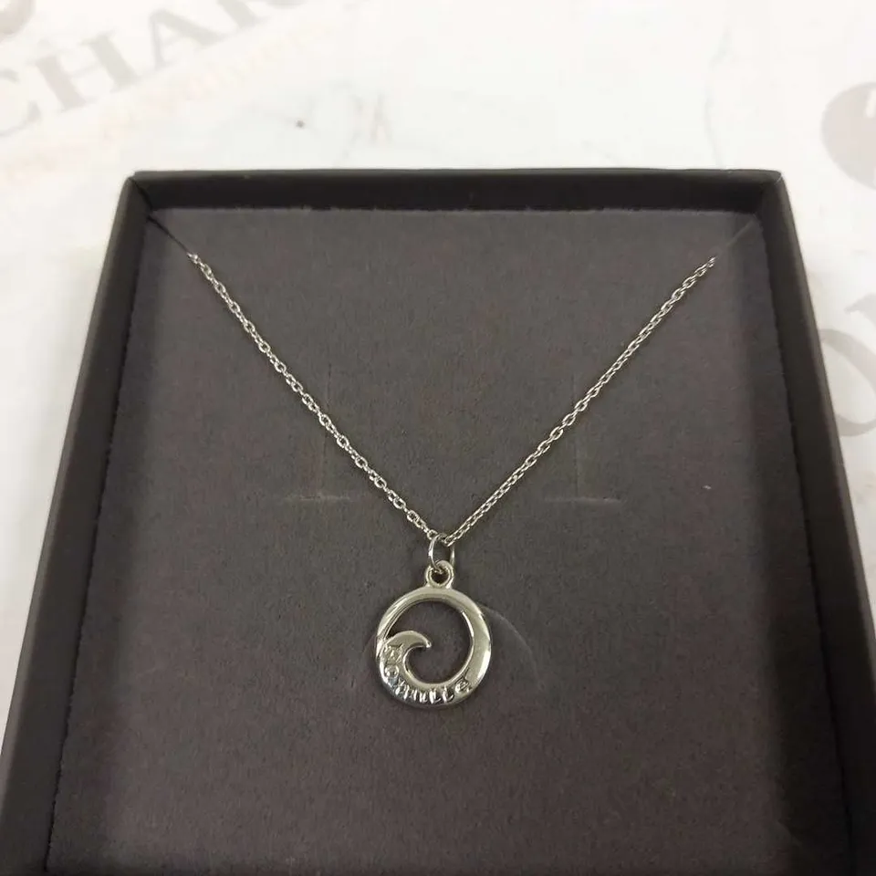 BOXED MARTIN AND MARTIN NECKLACE