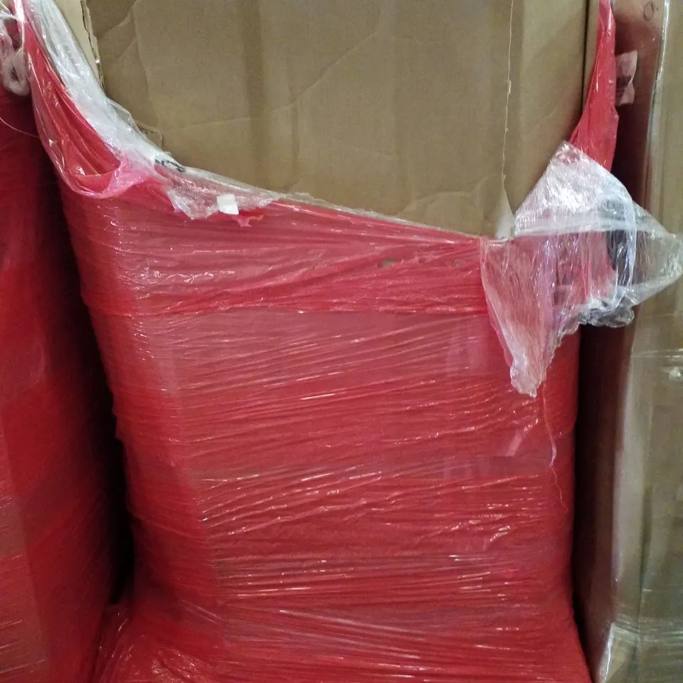 PALLET CONTAINING ASSORTED PRODUCTS INCLUDING STONE BATH MAT, COMPACT OVERBED TABLE, PLAYPEN & BASSINET AND BESIDE SLEEPER 