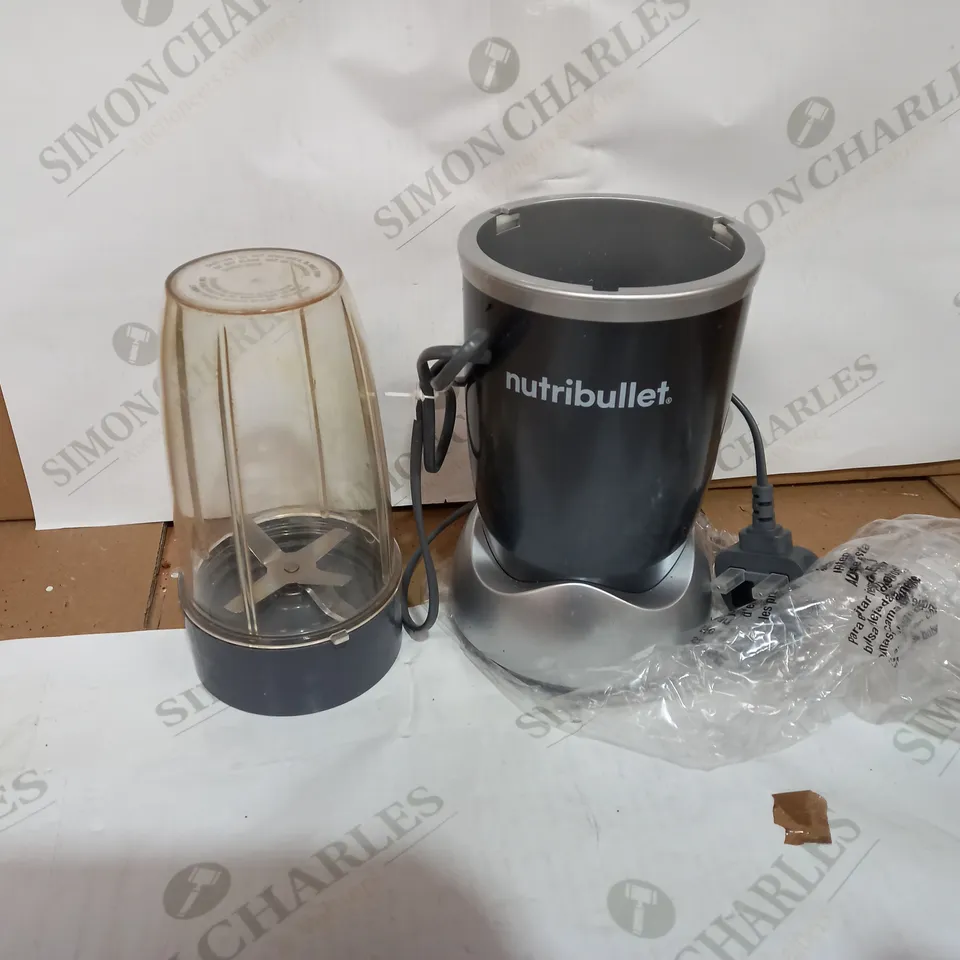 NUTRIBULLET 600 SERIES HIGH SPEED BLENDER