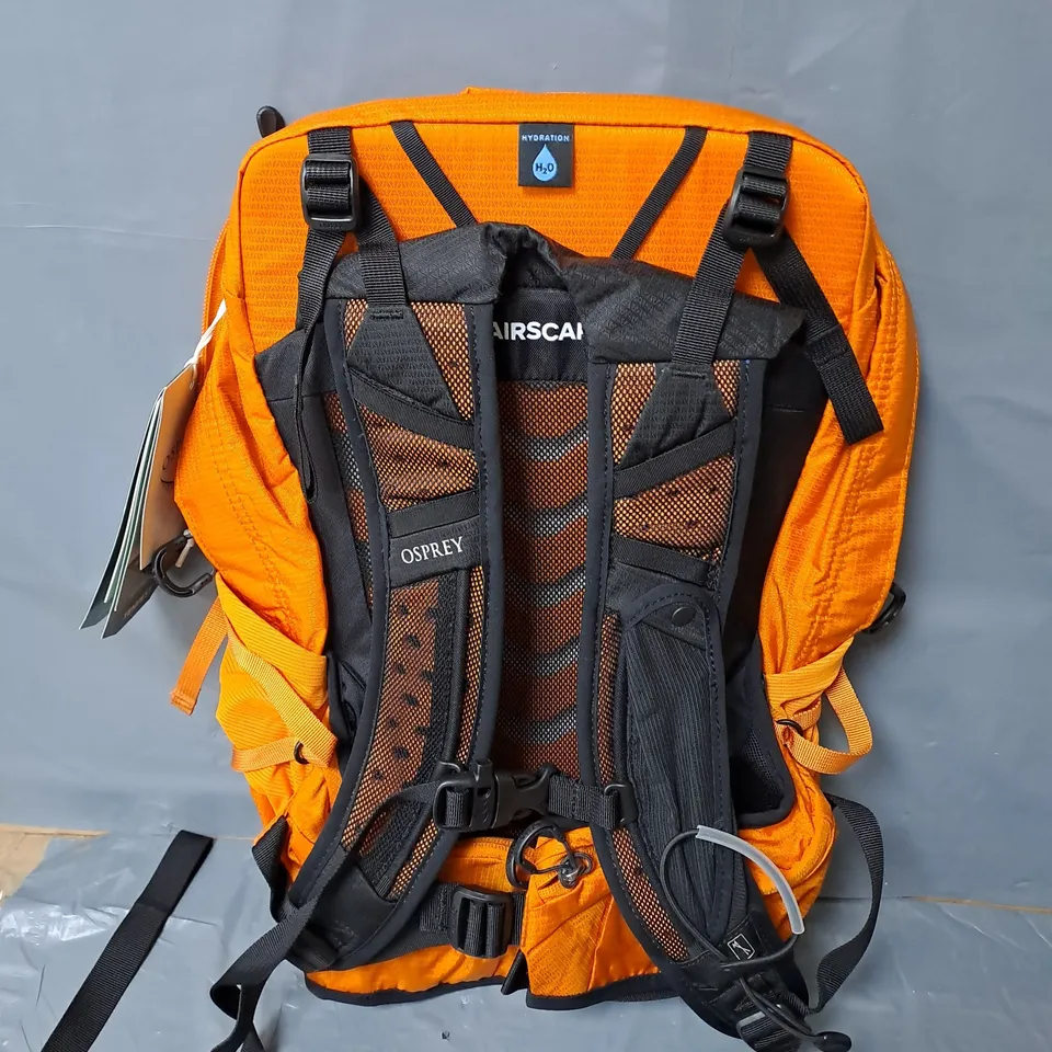 OSPREY TEMPEST 9 RUCKSACK IN ORANGE