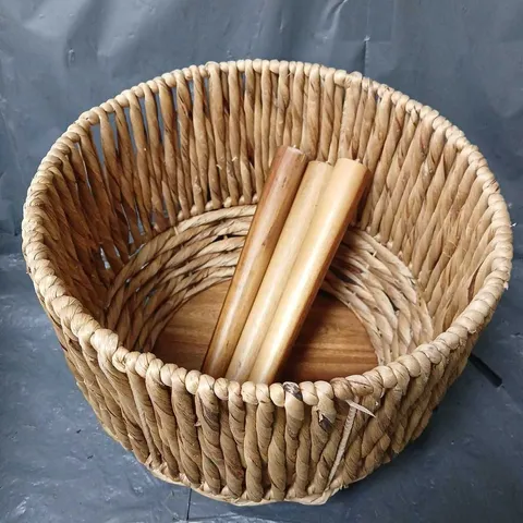 WATER HYACINTH PLANTER ON WOODEN LEGS