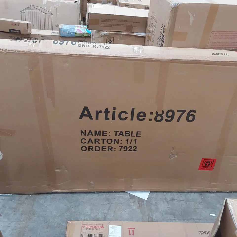 BOXED LARGE OUTDOOR GARDEN DINING TABLE (1 BOX)