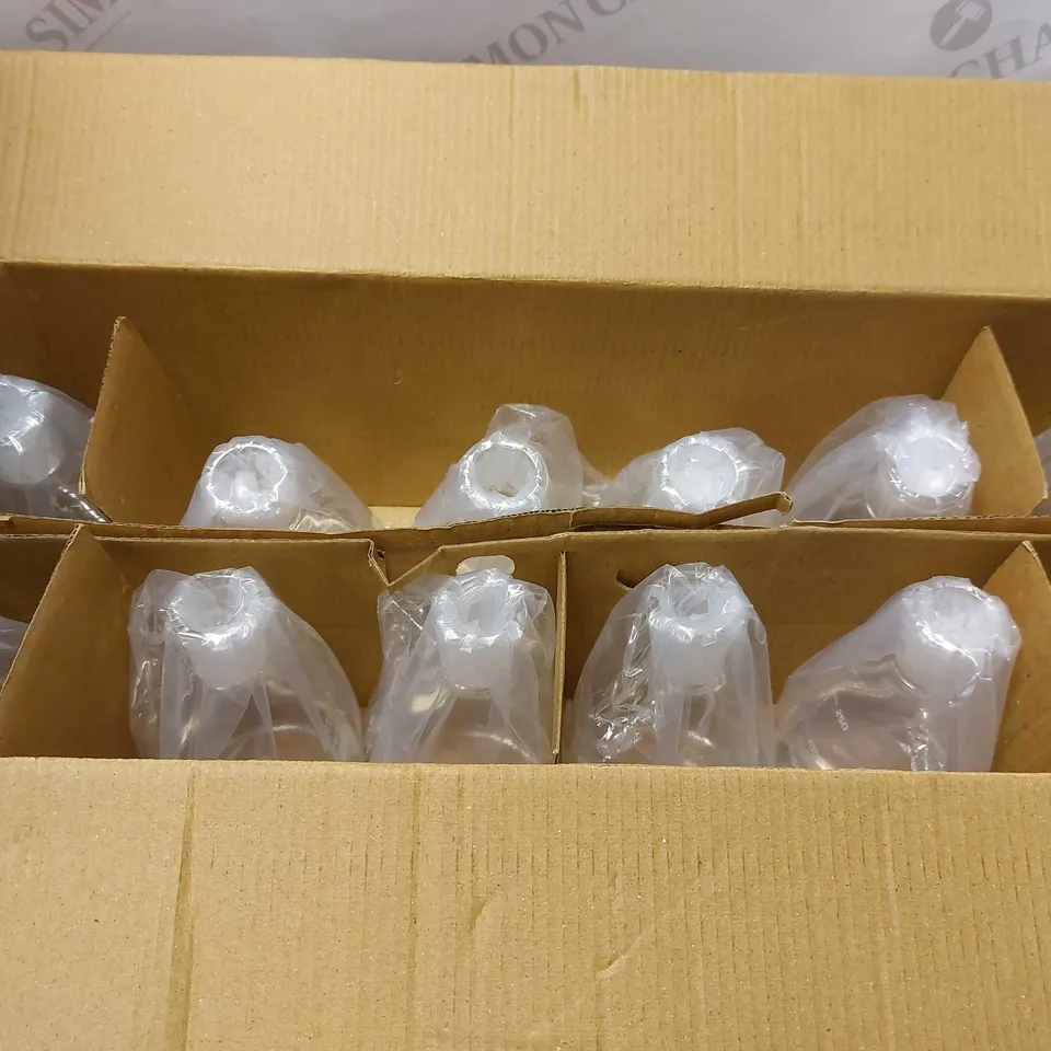 BOX OF APPROX 20 SCHOOL ITEMS TO INCLUDE GLUE STICKS, EISCO SCIENCE FLASKS AND WHITE PLASTIC SHEETS