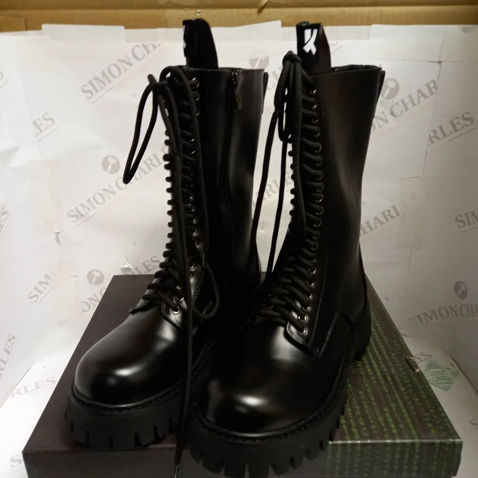 KOI VEGAN LEATHER LEGION COMBAT LONG BOOTS UK SIZE 5