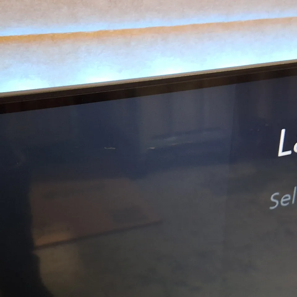 PHILLIPS 65" QLED 4K AMBILIGHT TELEVISION - 65PUS8500