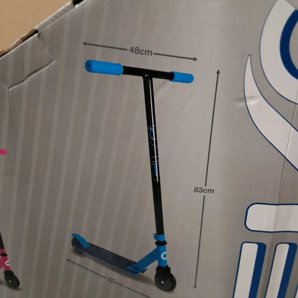 BOXED EVOLUTION STUNT SCOOTER
