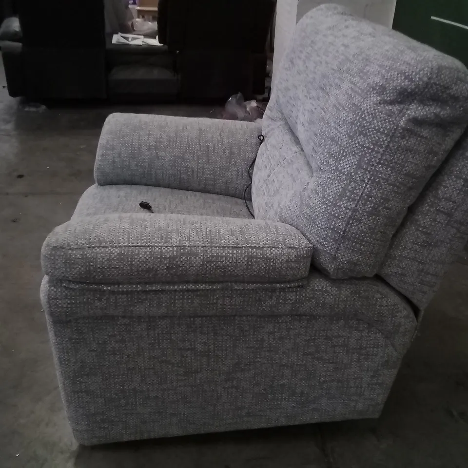 QUALITY BRITISH DESIGNER G PLAN SEATTLE ELECTRIC RECLINING CHAIR B030 REMCO LIGHT GREY FABRIC 