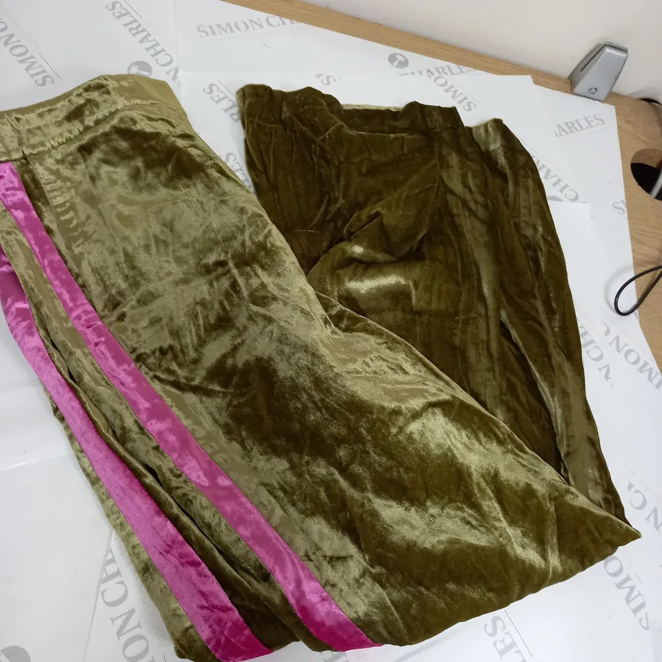BODEN VELVET GREEN TROUSERS SIZE 8R
