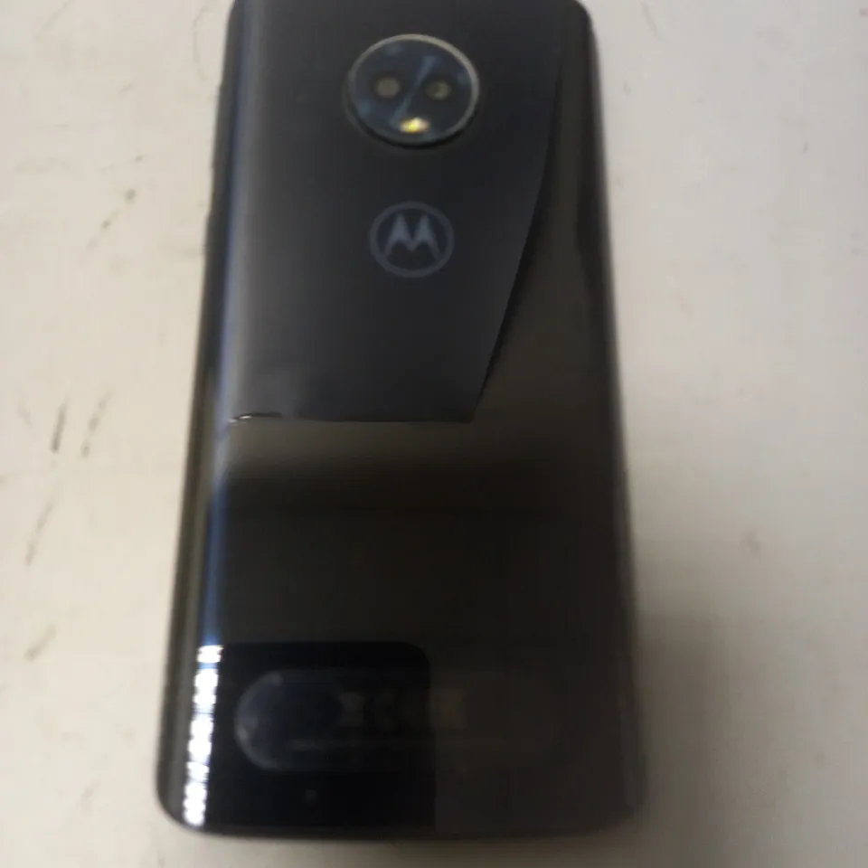 UNBOXED MOTOROLA MOBILE PHONE - XT1925 TYPE M3750