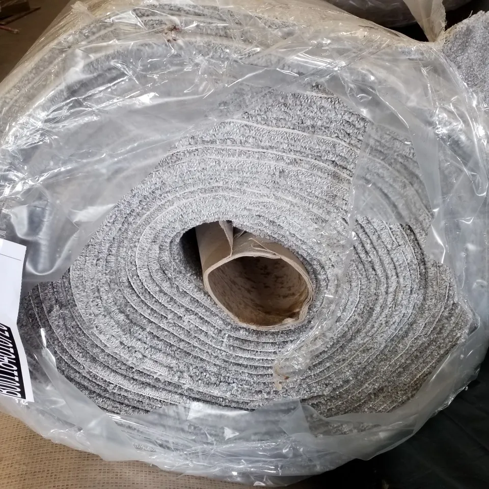 ROLL OF QUALITY ENDLESS CHARM 3062/0940 ACTIONBAC GULL GREY CARPET APPROXIMATELY 22.78×4M