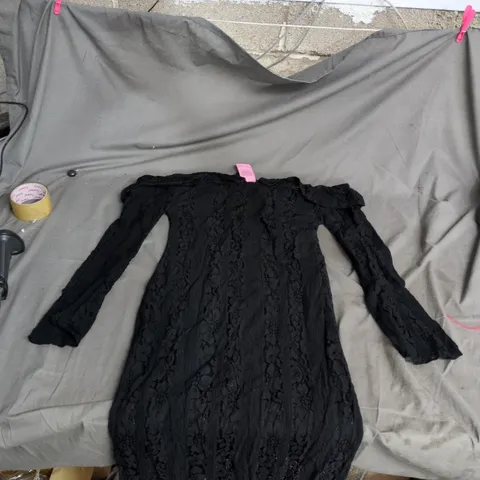 UK 14 BLACK LACE MAXI DRESS - PLT 