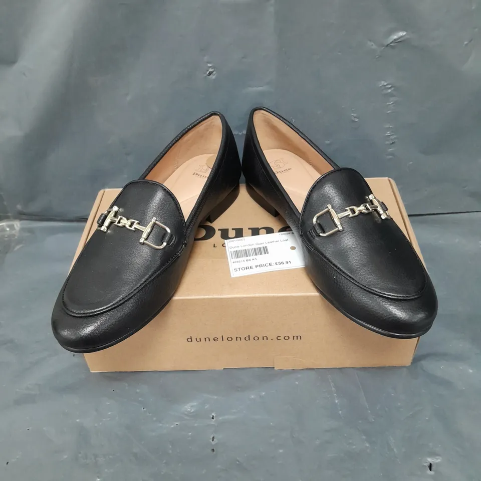 BOXED PAIR OF DUNE LONDON GLAIR LEATHER LOAF IN BLACK WITH SNAFFLE TRIM SIZE UK 5