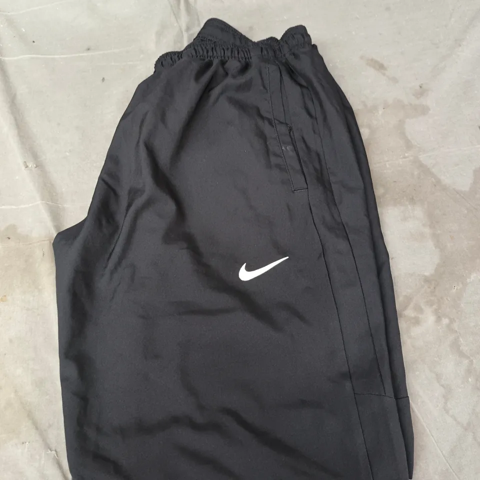 NIKE BLACK JOGGERS WITH SWOOSH LOGO - LARGE 