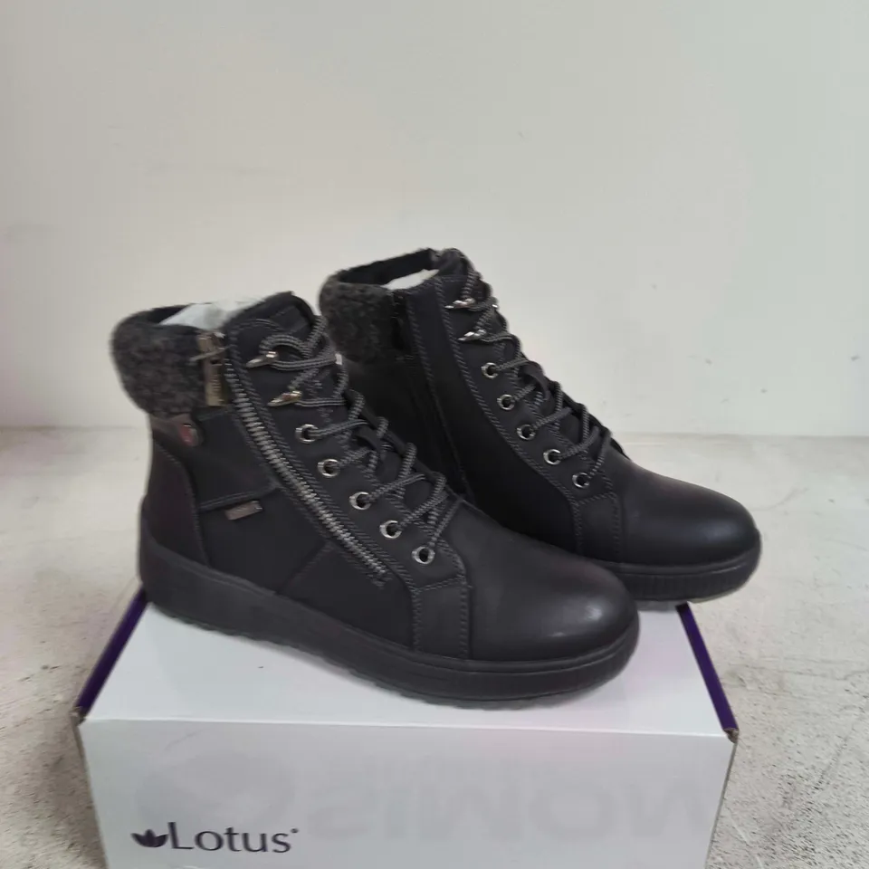 BOXED PAIR OF LOTUS BLACK LEATHER ANKLE BOOTS WITH FAUX FUR LINING – UK 11 (EU 46)