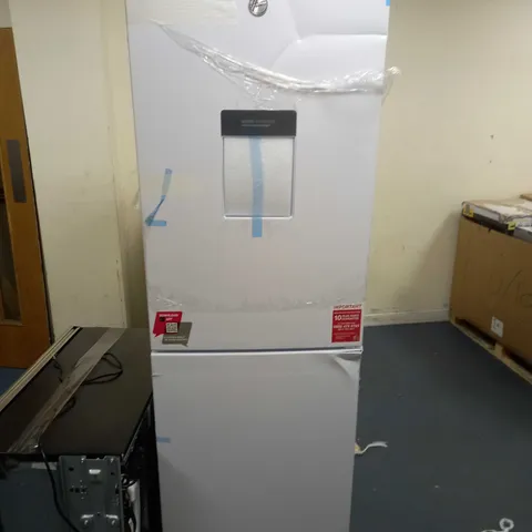 HOOVER HOCT3L517FWW 50/50 FRIDGE FREEZER WITH WATER DISPENSER