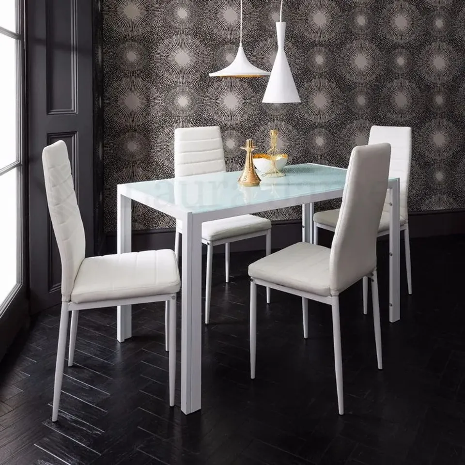 B9XED CERCILLA 4 PERSON DINING SET