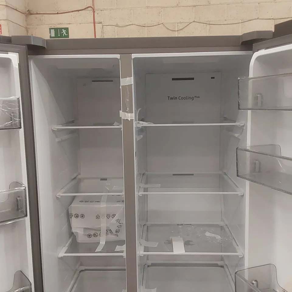 SAMSUNG SERIES 7 SPACEMAX™ RS70F67QCFEU WIFI CONNECTED TOTAL NO FROST AMERICAN FRIDGE FREEZER - BLACK - C RATED