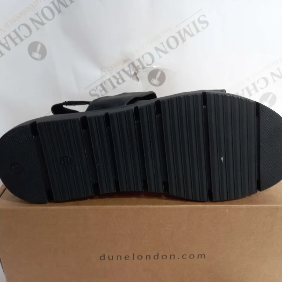 BOXED PAIR OF DUNE BLACK LEATHER PLATFORM SANDALS - SIZE 6